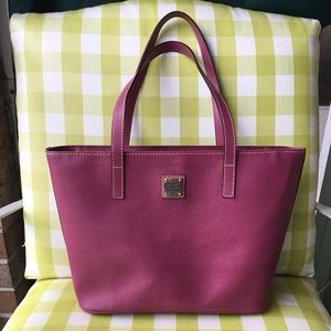 Dooney & Bourke Tote in Violet